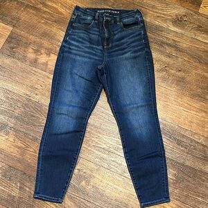 American Eagle Next Level Stretch Size 10 Short